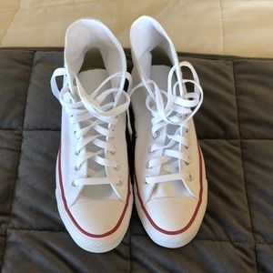 NEW Hightop Converse